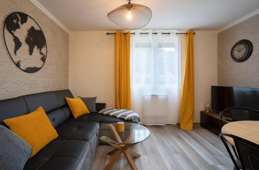 Les Rives Montans Apartment Екстериор снимка