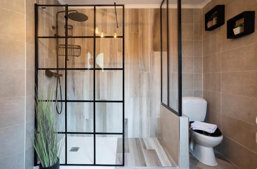 Les Rives Montans Apartment Екстериор снимка